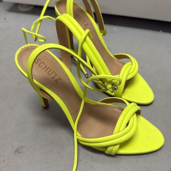 SCHUTZ Neon Yellow Strappy Stiletto Heels - LIKE NEW - Worn Once - Size 9 - Picture 4 of 4